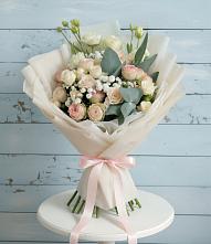Букет цветов из:  Розы и Лизиантусы #REPLACE_PRED# Кошурниково