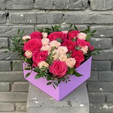 Цветочная композиция из Розы в коробке в Кошурниково