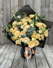 Букет цветов из:  Розы и Лизиантусы #REPLACE_PRED# Кошурниково