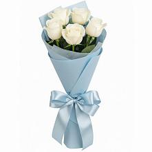 Букет 5 Белых роз Проуд в Кошурниково