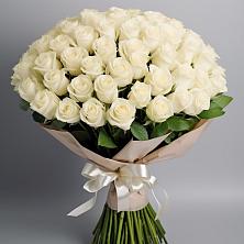 Букет 101 беля роза Белоснежка в Кошурниково