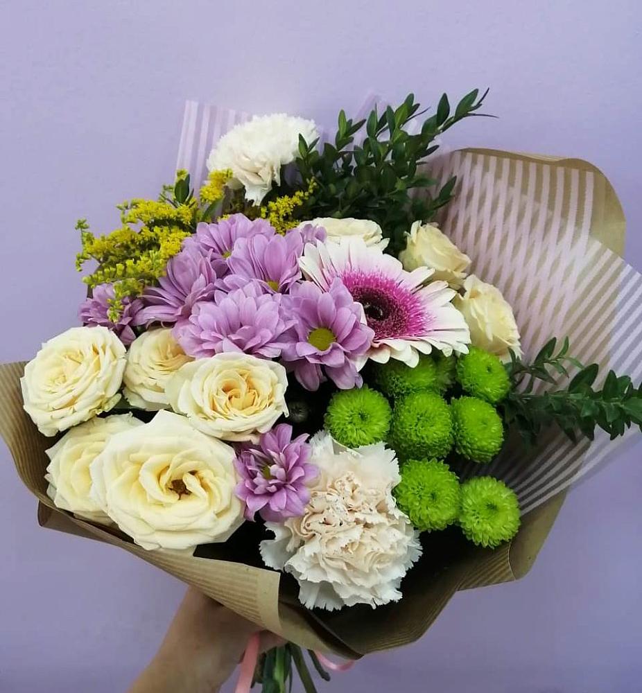 Букет цветов из: Хризантемы, Розы, Гвоздики и Герберы в Кошурниково