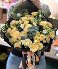 Букет цветов из:  Розы и Лизиантусы в Кошурниково