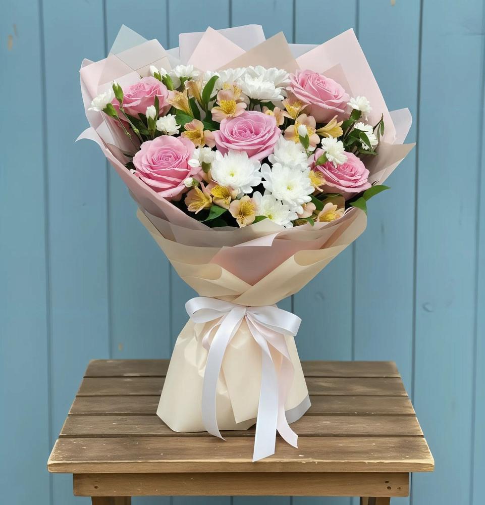 Букет цветов из: Гвоздики, Орхидеи и Розы в Кошурниково