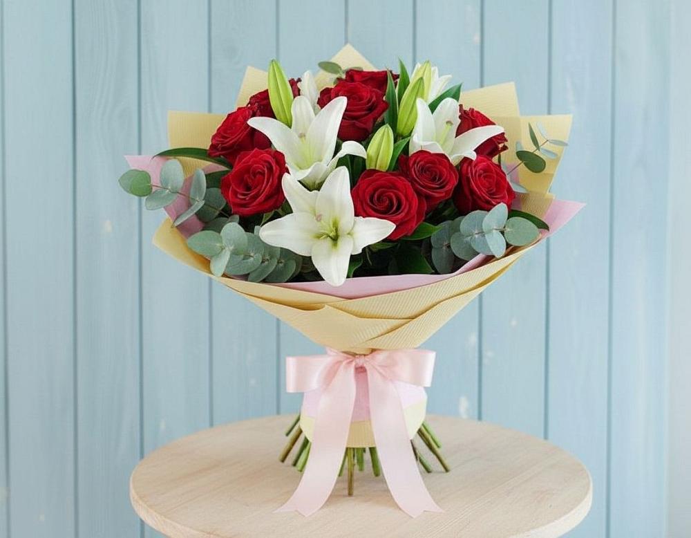 Букет цветов из: Лилии и Розы в Кошурниково